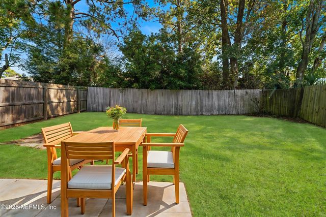 2753 CAVENDER Court, Jacksonville, FL 32216