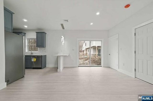 417 A Frances Lane, Northvale, NJ 07647