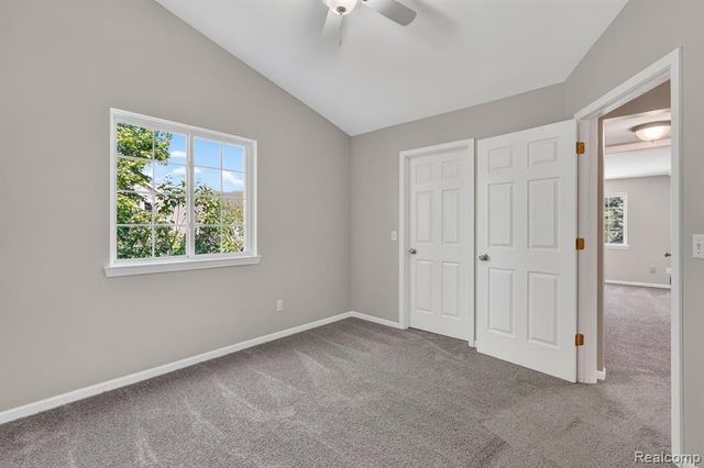 5195 Wyndham Place, Fenton, MI 48430