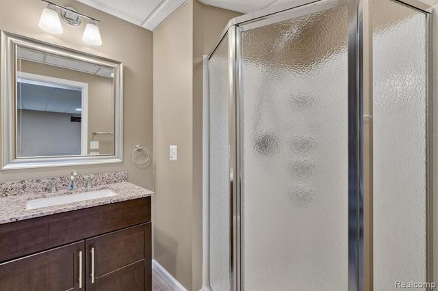 5195 Wyndham Place, Fenton, MI 48430
