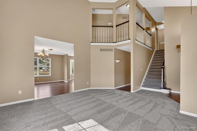 5195 Wyndham Place, Fenton, MI 48430