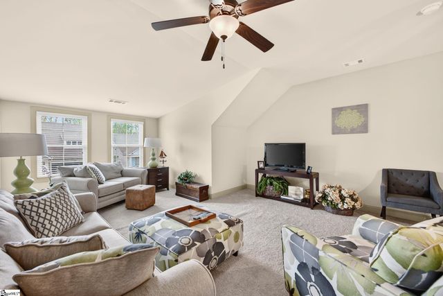 334 Belle Oaks Drive, Simpsonville, SC 29680