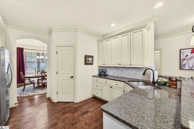 334 Belle Oaks Drive, Simpsonville, SC 29680