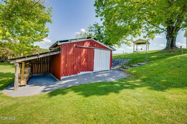 104 Hoard Road, Rogersville, TN 37857