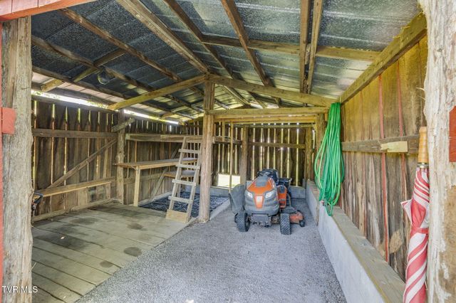 104 Hoard Road, Rogersville, TN 37857