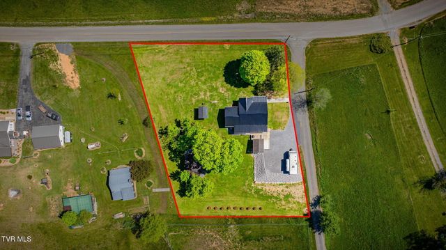 104 Hoard Road, Rogersville, TN 37857