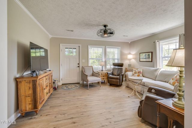 104 Hoard Road, Rogersville, TN 37857