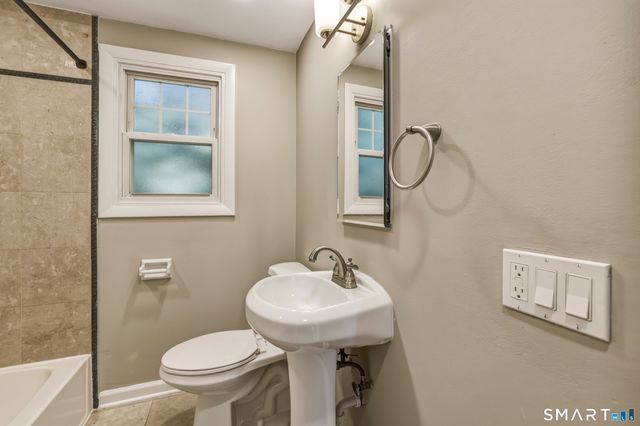 6 Glenford Drive, Waterbury, CT 06708