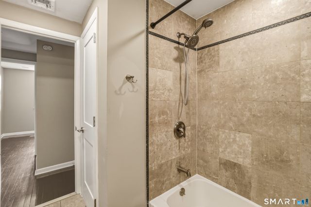 6 Glenford Drive, Waterbury, CT 06708