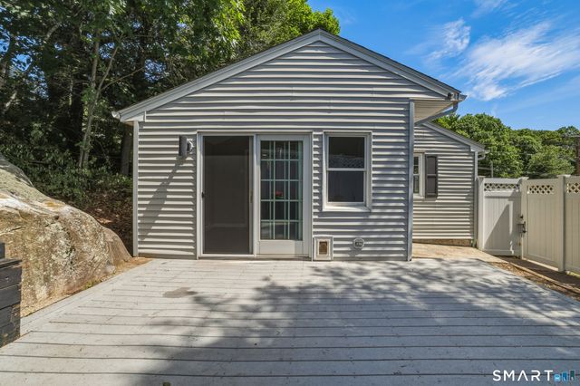 6 Glenford Drive, Waterbury, CT 06708