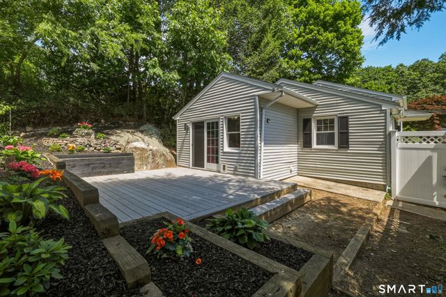 6 Glenford Drive, Waterbury, CT 06708