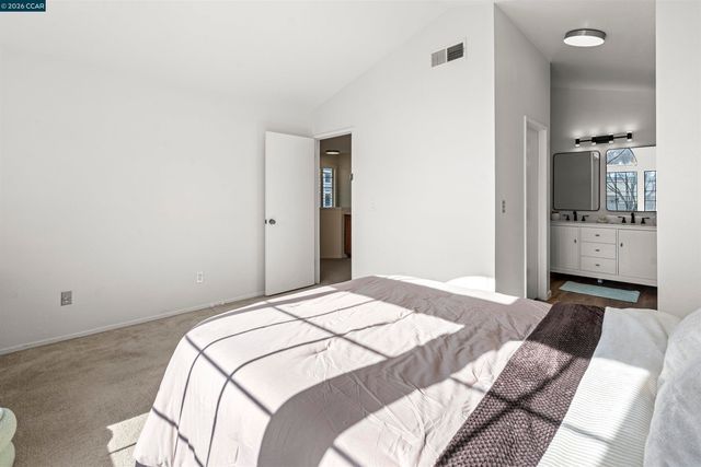 1001 Devonwood, Hercules, CA 94547