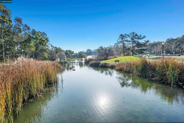 1001 Devonwood, Hercules, CA 94547