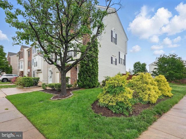 1332 CRANES BILL WAY, Woodbridge, VA 22191