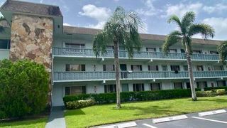 2100 Springdale Boulevard 202, Palm Springs, FL 33461