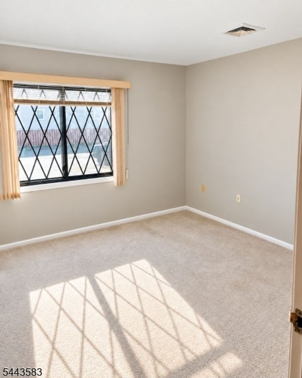 846 Riverside Ave 107, Lyndhurst Twp., NJ 07071 — photo 2