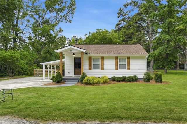 225 Moore Road, Oxford, GA 30054