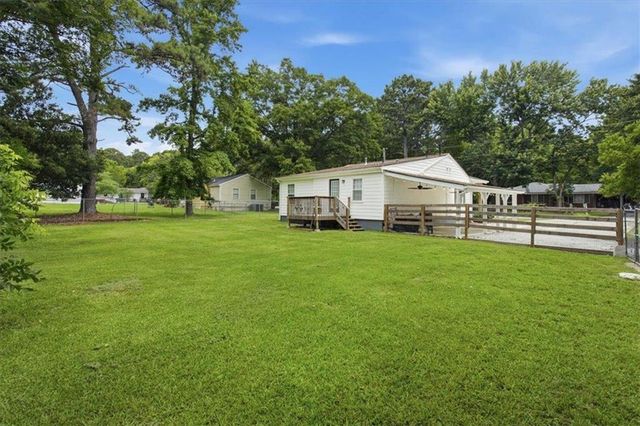 225 Moore Road, Oxford, GA 30054