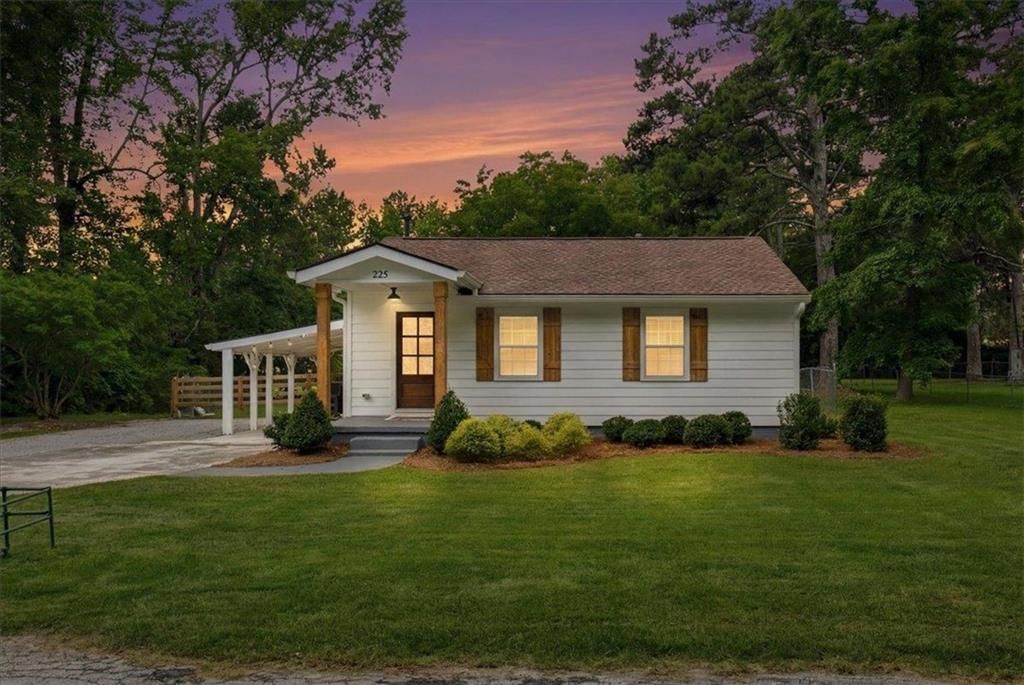 225 Moore Road, Oxford, GA 30054