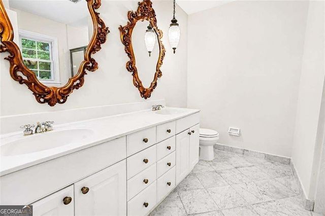1683 Oak Ridge Circle SW, Stone Mountain, GA 30087