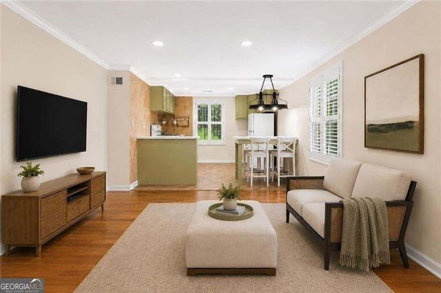 1683 Oak Ridge Circle SW, Stone Mountain, GA 30087