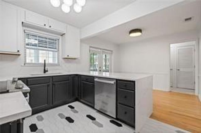 1101 Collier NW Road U4, Atlanta, GA 30318