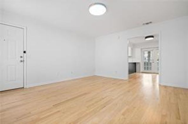 1101 Collier NW Road U4, Atlanta, GA 30318