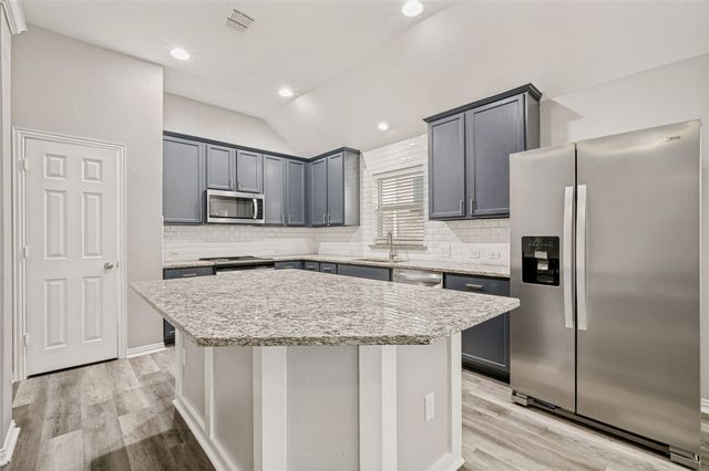 220 Parakeet Drive, Little Elm, TX 75068