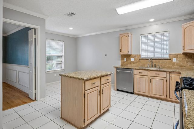 6227 Cupertino Trail, Dallas, TX 75252