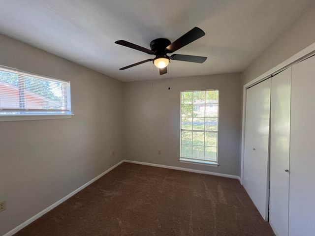 109 Southview drive, Hattiesburg, MS 39401