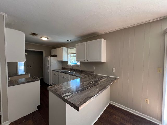 109 Southview drive, Hattiesburg, MS 39401