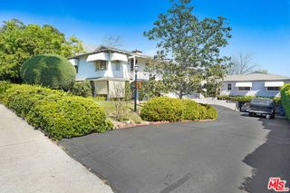 156 N Baldwin Avenue, Sierra Madre, CA 91024