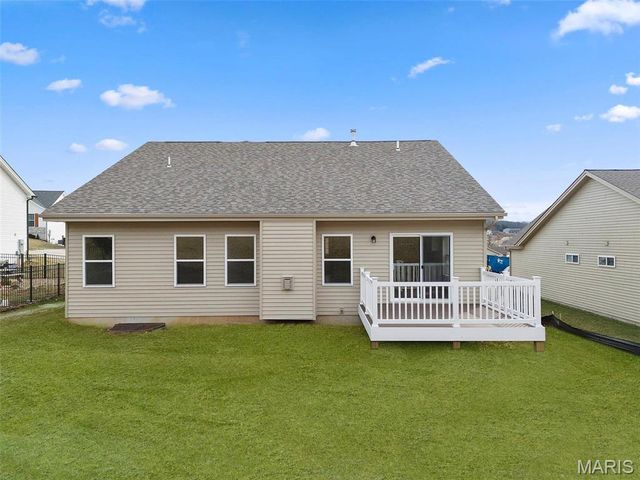 2999 Halls Green Drive, Washington, MO 63090