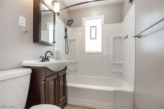 12328 Granger Road, Cleveland, OH 44125