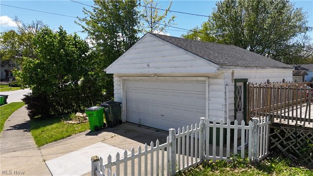 12328 Granger Road, Cleveland, OH 44125