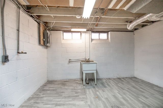 12328 Granger Road, Cleveland, OH 44125
