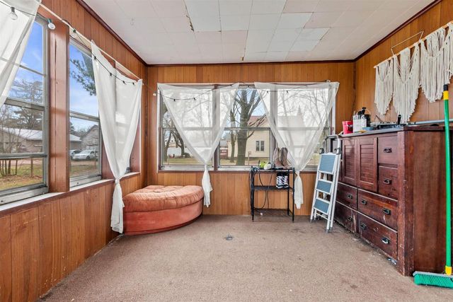 545 DIVISION STREET, Wild Rose, WI 54984