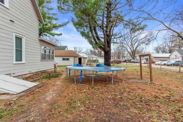 545 DIVISION STREET, Wild Rose, WI 54984