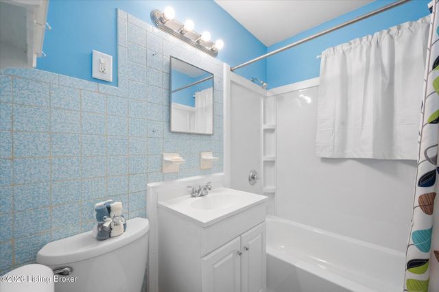 5416 Sir Barton Rd, Louisville, KY 40272