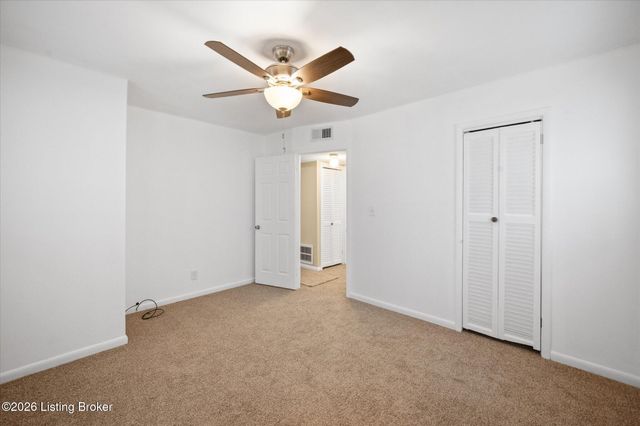 5416 Sir Barton Rd, Louisville, KY 40272