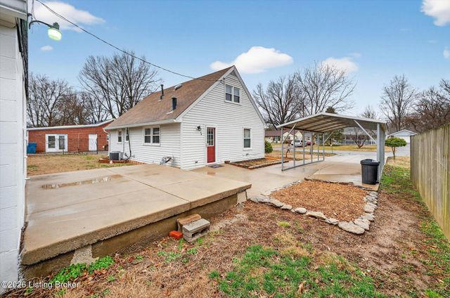 5416 Sir Barton Rd, Louisville, KY 40272