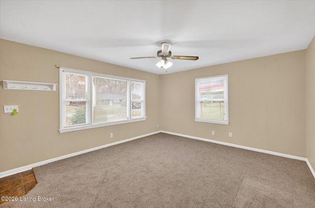 5416 Sir Barton Rd, Louisville, KY 40272