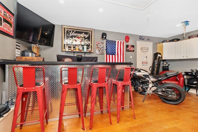 42 Mokema Ave, Waltham, MA 02451