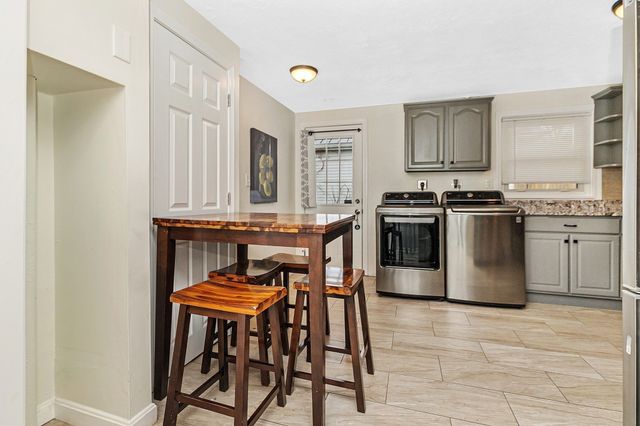 42 Mokema Ave, Waltham, MA 02451