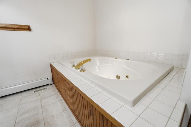 12644 Snyder Church Road NW, Baltimore, OH 43105