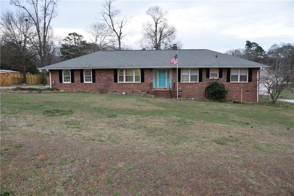 109 Pine Tree Lane, Anderson, SC 29625