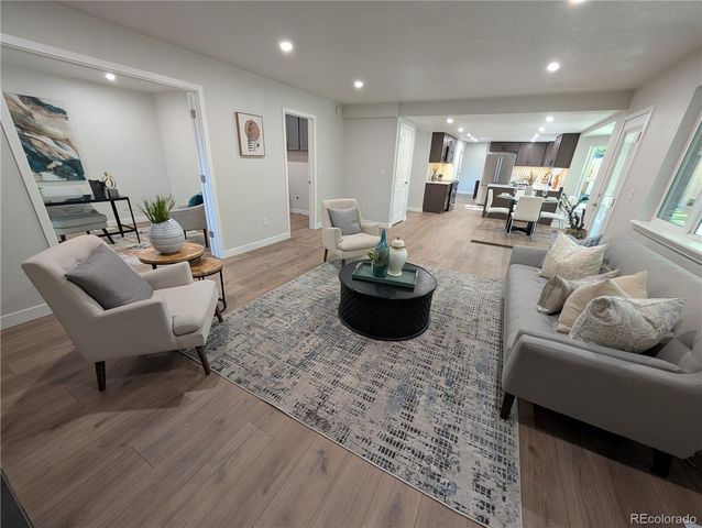 8129 S Yukon Street S, Littleton, CO 80128