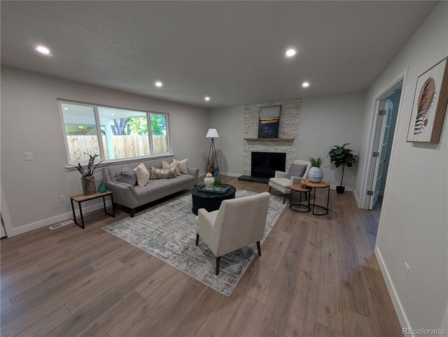 8129 S Yukon Street S, Littleton, CO 80128