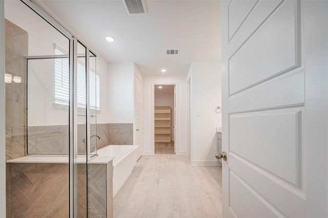 3007 Golden Isle Drive, Texas City, TX 77568