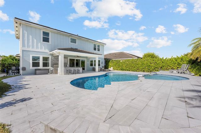 1120 Wandering Willow Way, Loxahatchee, FL 33470